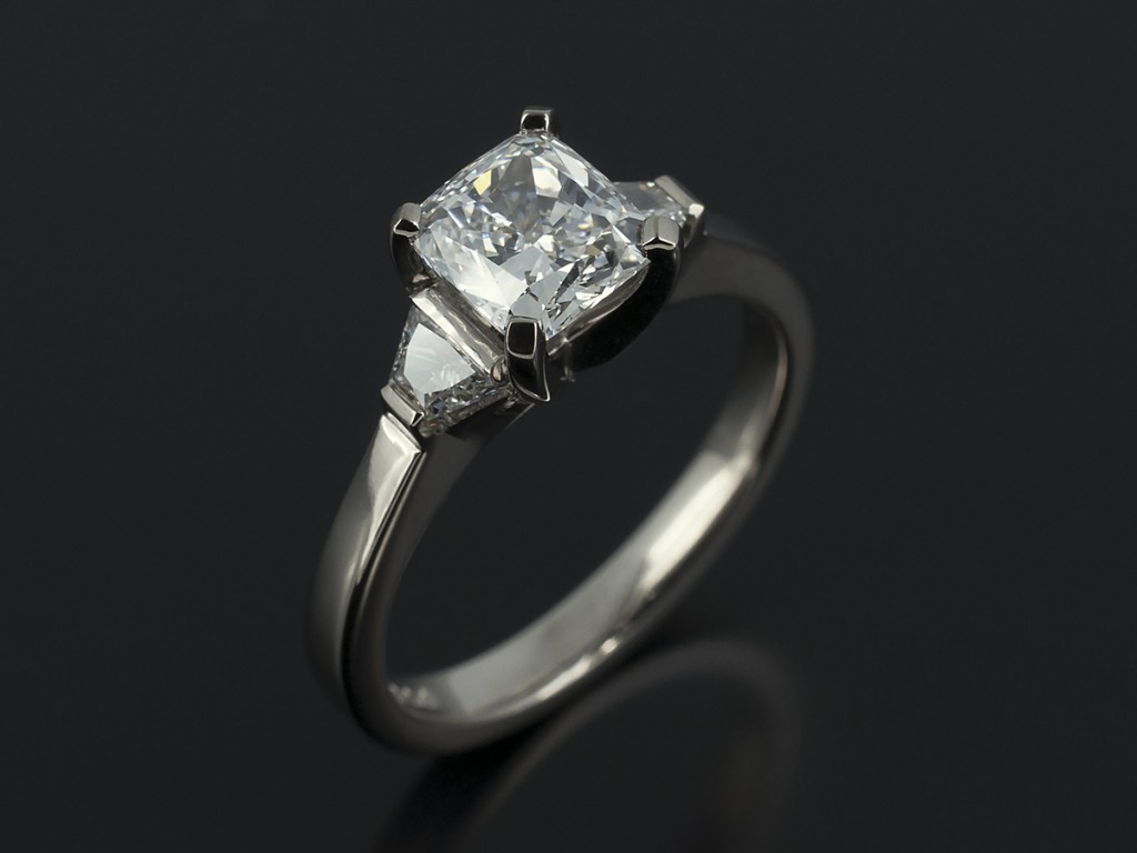 Cushion Cut Diamond Engagement Rings Glasgow, Scotland