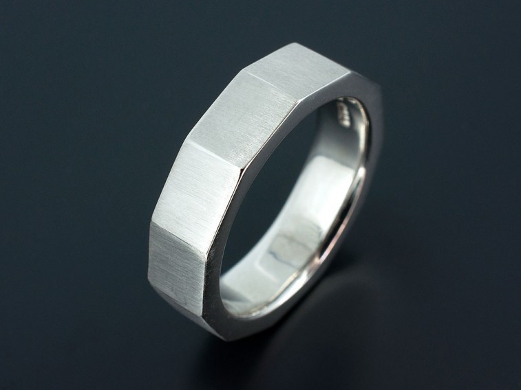 Bespoke Gents Wedding Rings - Unique Designs for Inspiration