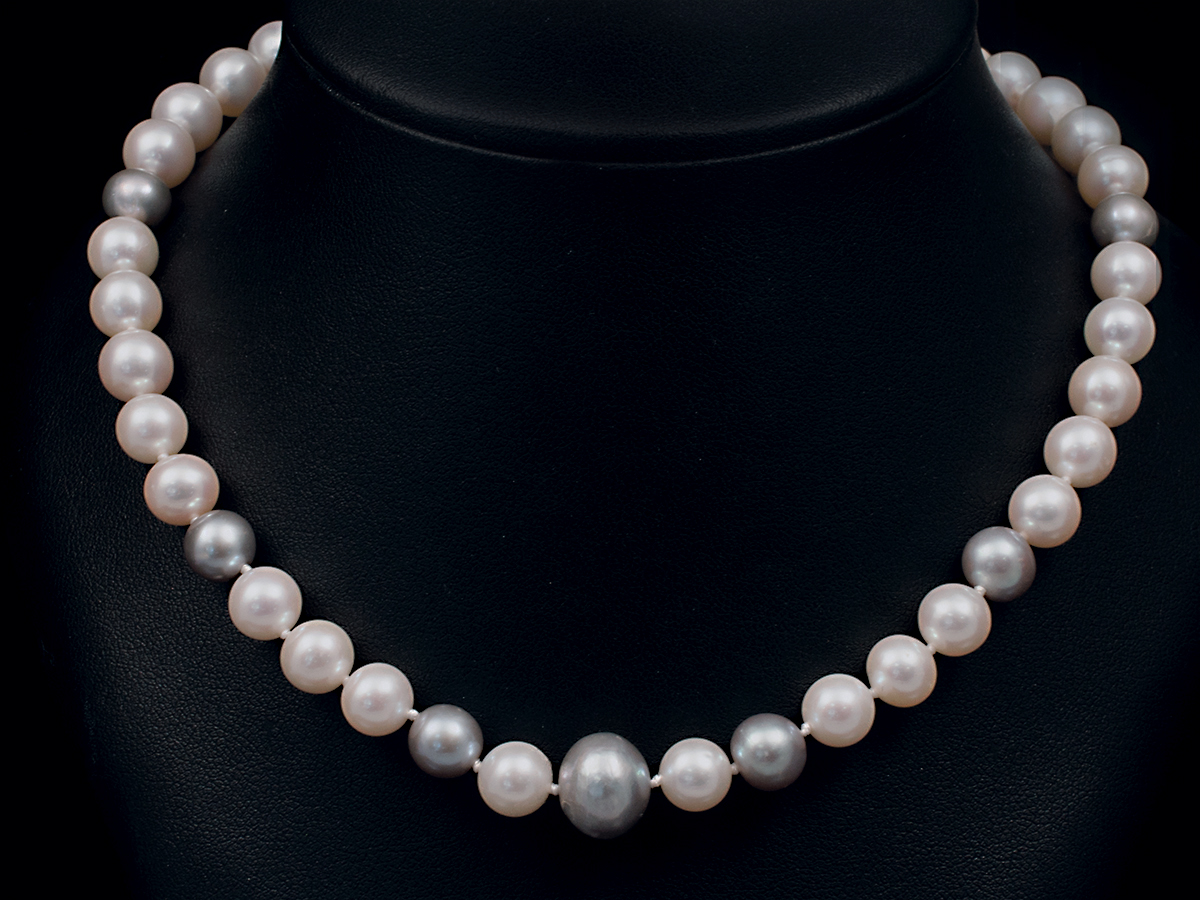 White & grey freshwater pearl strand | Buy Online