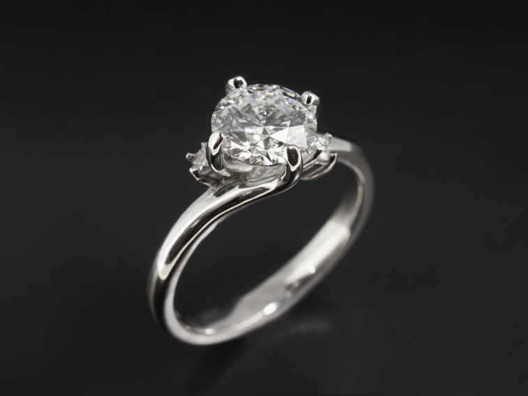 Round Brilliant Cut Diamond Engagement Rings Glasgow, Scotland