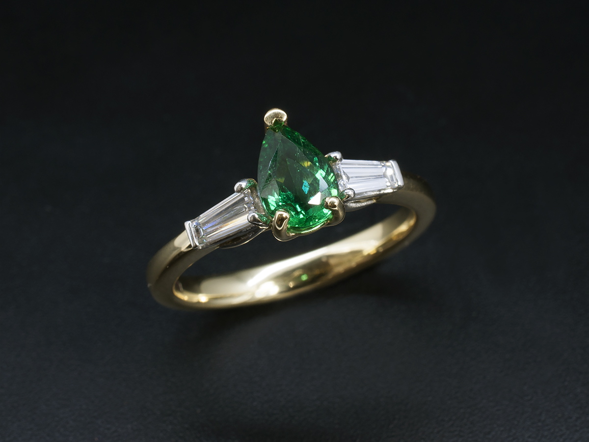 Constellation Oval Emerald Ring - Jennifer Dawes Design