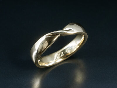 Gents Twist Wedding Ring, 18kt Yellow Gold 4.5mm Design