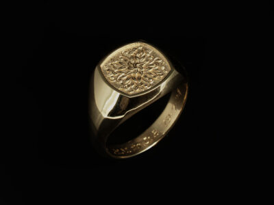 Gents Yellow Gold Signet Wedding Ring, 18kt Yellow Gold Cushion Shape Design with Floral Relief Pattern