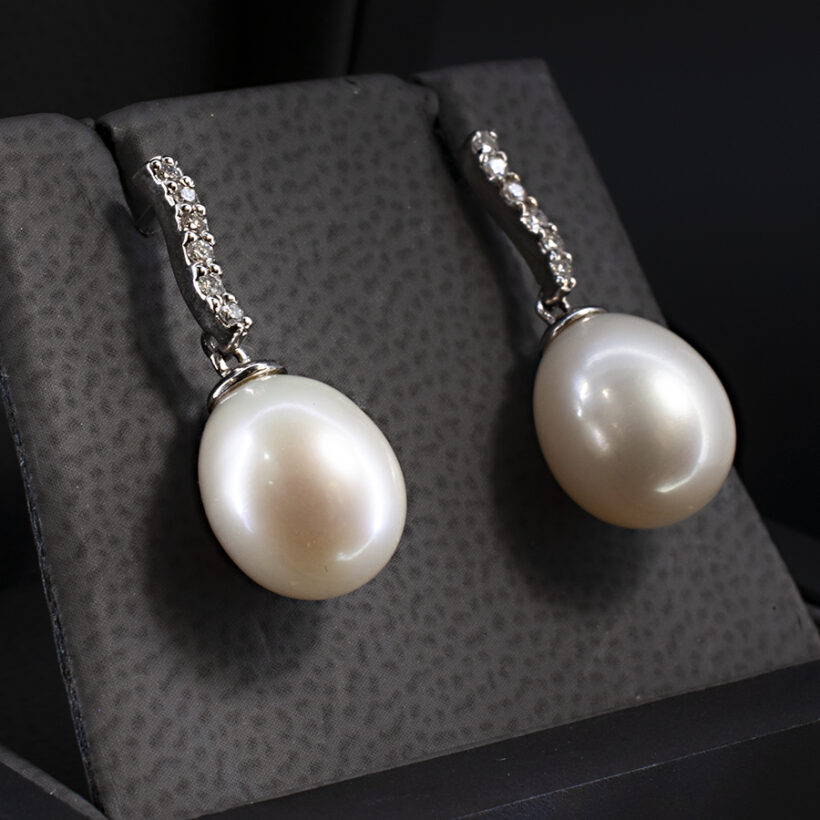 Teardrop Shape 9mm Pearl Drop Earrings on Diamond Set 18kt White Gold Fittings