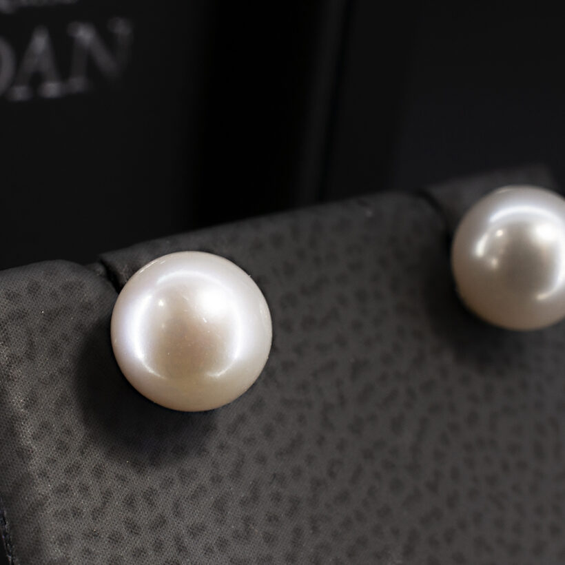 Pearl Stud Earrings 6.5-7mm White Gold Fittings