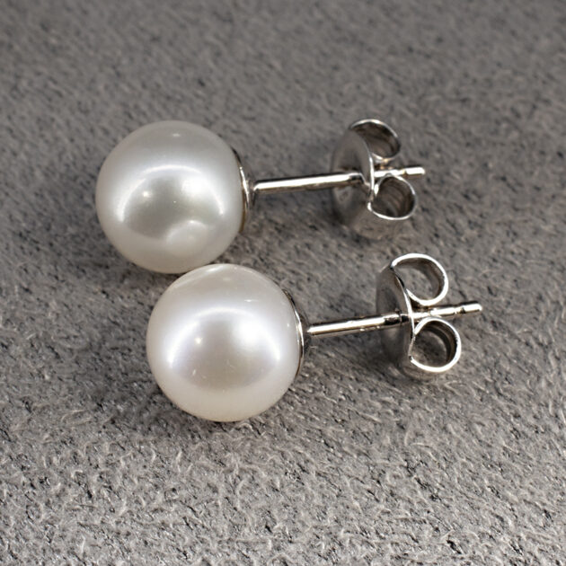 Pearl Stud Earrings 6.5-7mm White Gold Fittings