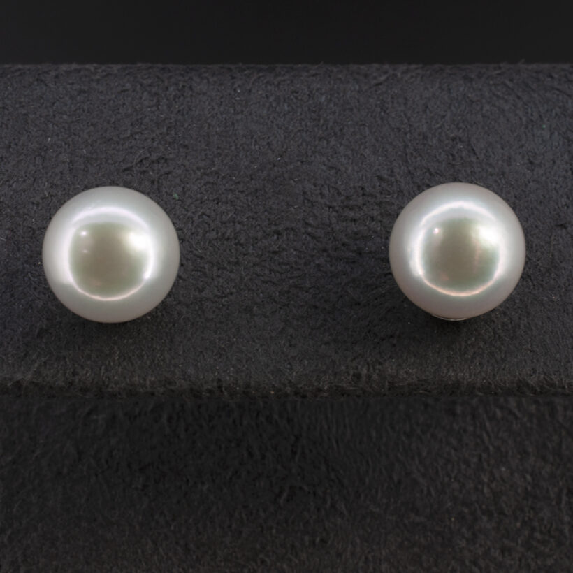 Akoya Pearl Studded Earrings in White Gold 7.5-8mm