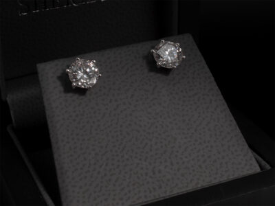 Platinum Diamond Stud Earrings, 6 Claw Set Design, Round Brilliant Cut Diamonds 1.02ct, 1.00ct