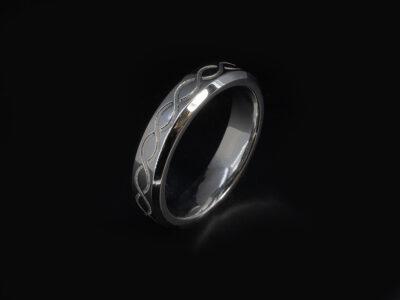 Gents Celtic Wedding Ring, Platinum Chamfered Edge Design, Celtic Infinity Recessed Pattern, 5mm Width